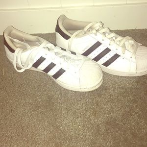 Adidas superstars